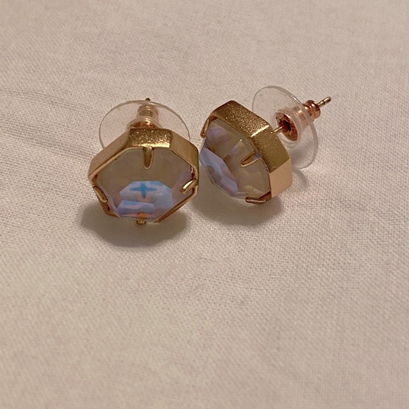 Kendra Scott Taylor Earrings - Picture 4 of 4